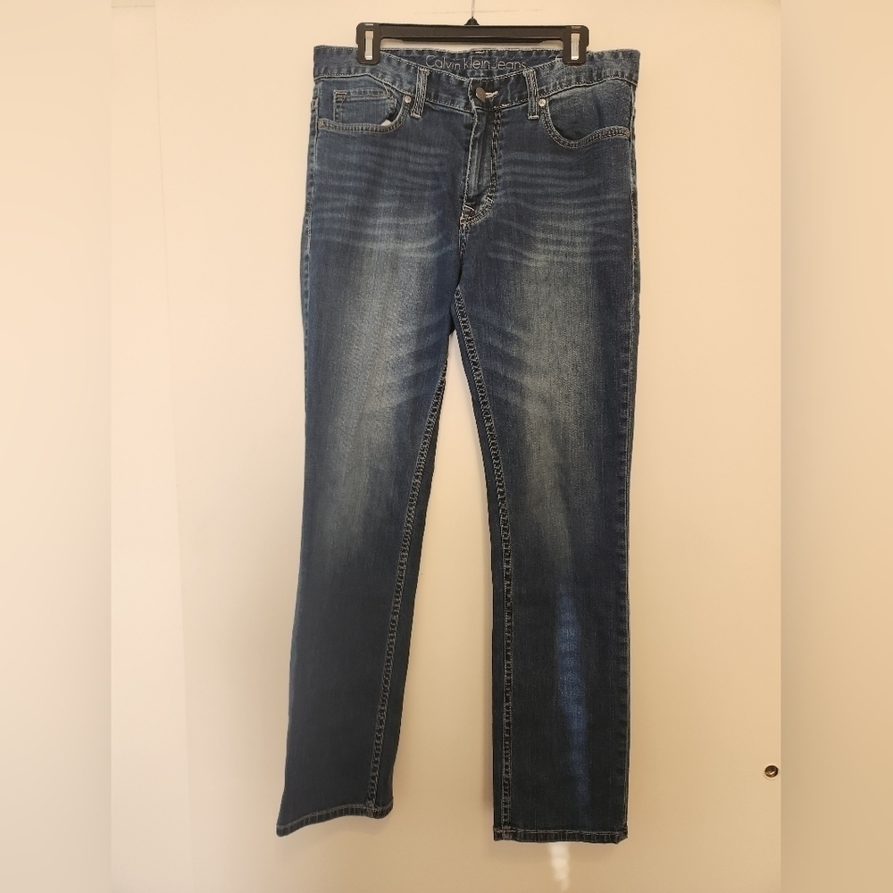 Calvin Klein Slim Striaght Jeans 32X32